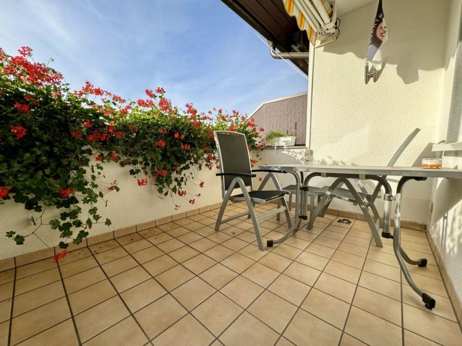 Balkon OG Mehrfamilienhaus Egelsbach